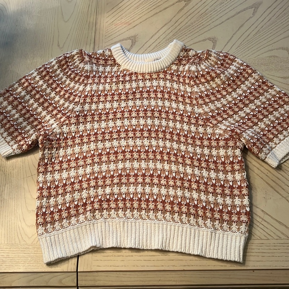 Universal Thread sweater